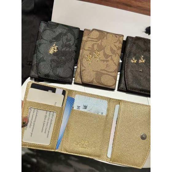 厂家现货直批蔻chi卡包卡套大牌多卡位三折包跨境欧美钱包潮牌