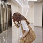 草编包女2025新款夏季百搭休闲单肩包森系手工编织包大容量沙滩包