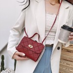 菱格纹锁扣小方包时尚百搭女士PU小包斜跨包迷你手提小包源头厂家