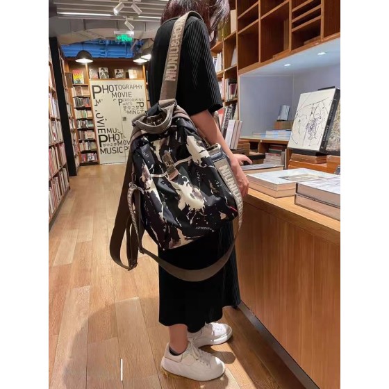 水墨千金旅行双肩包女2026新款时尚女士背包休闲防水牛津布旅游包
