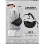 轻便运动斜挎包男大容量饺子包女新款2023百搭男士包包通勤单肩包