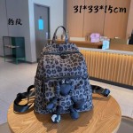 潮流女包新款防水尼龙双肩包休闲大容量背包旅行包包百搭通勤包