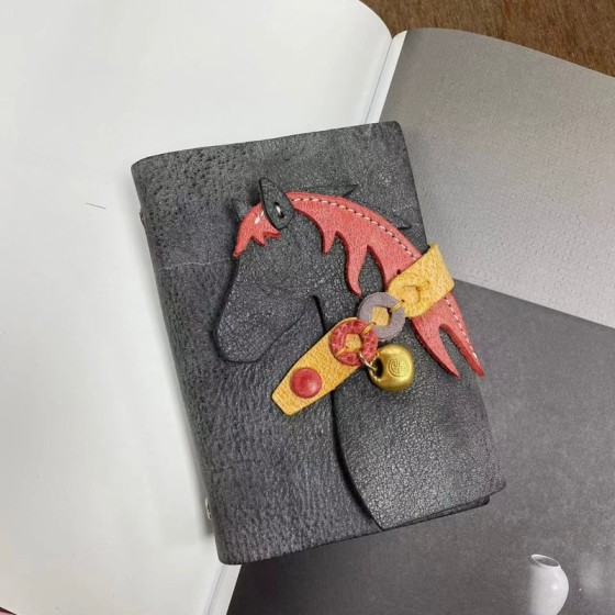 手工制作植鞣牛皮马年可爱卡通马记事本子A7手账本真皮笔记本礼品