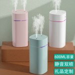 新款桌面车载家用加湿器大喷雾 小型空气净化静音加湿器厂家