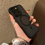 精孔肤感磁吸简约iphone16手机壳时尚全包苹果17透黑防摔保护套