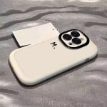 适用苹果17promax手机壳简约彩绘M字母创意iPhone14Plus泡芙15/13