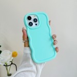 适用苹果18新款马卡龙大波浪手机壳糖果色大孔加厚iphone17软壳