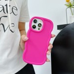适用苹果18新款马卡龙大波浪手机壳糖果色大孔加厚iphone17软壳