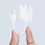适用苹果手机耳机转换头二合一3.5mm音频转接线lightning声卡充电