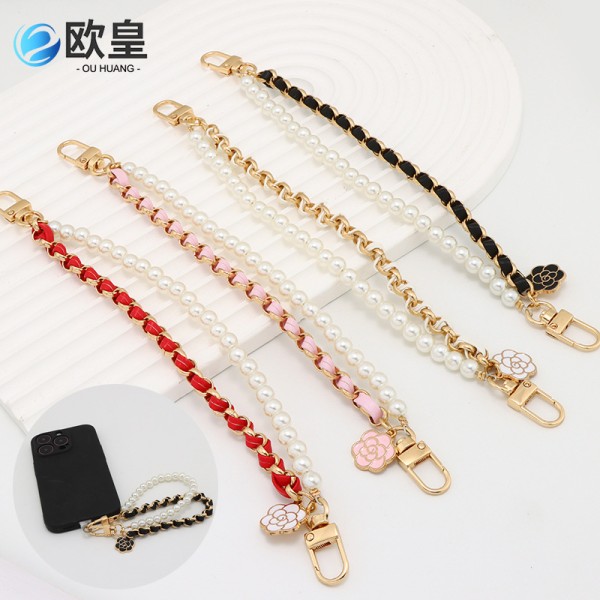 现货小香风手机链条挂件珍珠链条穿皮手机挂链手机壳通用手机挂绳