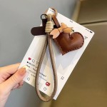 皮绳爱心挂件手机壳挂绳手提手腕短款包包钥匙扣防丢挂饰送垫片