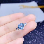 轻奢小众设计仿天空蓝托帕石高级感彩宝心形海蓝宝气质开口戒指女