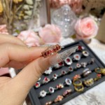 山茶奢华彩宝仿红宝石戒指女 中世纪设计贵妇晚宴红刚玉百搭指环