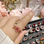 山茶奢华彩宝仿红宝石戒指女 中世纪设计贵妇晚宴红刚玉百搭指环