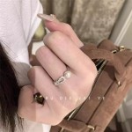 马蹄扣珍珠戒指千金感ins风轻奢高级感小众开口指环女