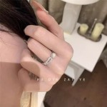 马蹄扣珍珠戒指千金感ins风轻奢高级感小众开口指环女