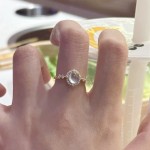 白冰仿玉髓蛋面戒指女开口温柔轻奢气质指环小众高级感潮流食指戒