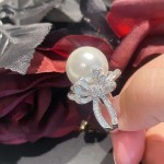 天然贝珠高端网红直播热卖新品媲美珍珠贝珠蝴蝶结满钻开口戒指女