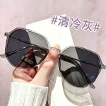 新款高级显瘦墨镜女防紫外线防晒素颜时尚高级感太阳镜男跨境