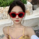 糖果色网红同款墨镜女度假欧美充气感红色个性搞怪大框猫眼太阳镜