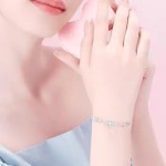 小红书网红热销星愿夜光四叶草手链配饰女轻奢高级精致感饰品