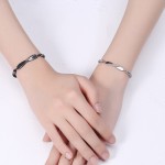 黑白莫比乌斯环情侣手链男女学生款简约时尚小众编织手绳韩版直播