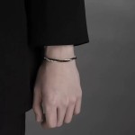 碎银缠绕手链男潮个性冷淡风黑色串珠手环时尚百搭创意感双层手饰