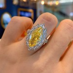 橄榄形马眼金黄锆石 网红直播热卖新品仿真黄水晶满钻开口戒指女