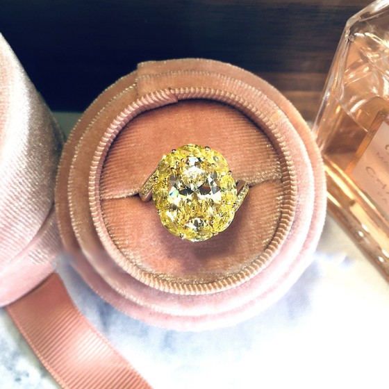 新款奢华彩宝阿斯切黄钻高碳钻开口戒指创意鹅蛋形大克拉订婚女戒
