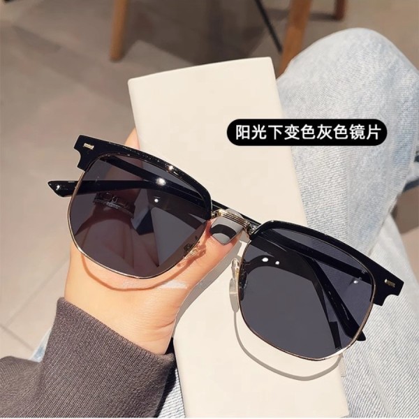 韩版半框变色眼镜女网红同款时尚百搭素颜眼镜防蓝光复古