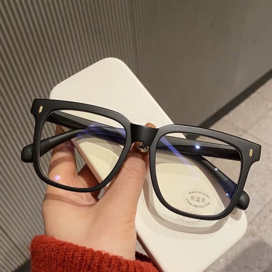 黑框潮流眼镜女韩版显瘦防蓝光素颜网红平光镜新款