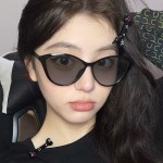 猫眼镜框变色眼镜女高颜值超轻素颜防蓝光网红感拍照平光镜潮