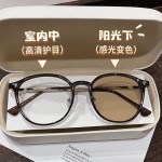 2025新款感光变色防蓝光平光镜女款大框显瘦变色眼镜