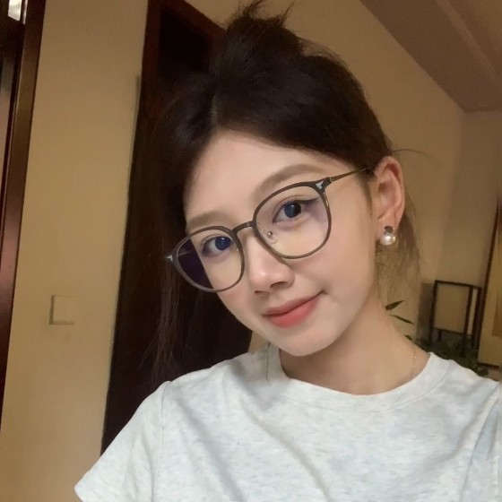 日系小框眼镜框女黑框超轻椭圆小脸复古茶色眼睛架