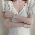 高级感帕拉伊巴手链轻奢小众祖母绿仿真碧玺精工彩宝手镯饰品女