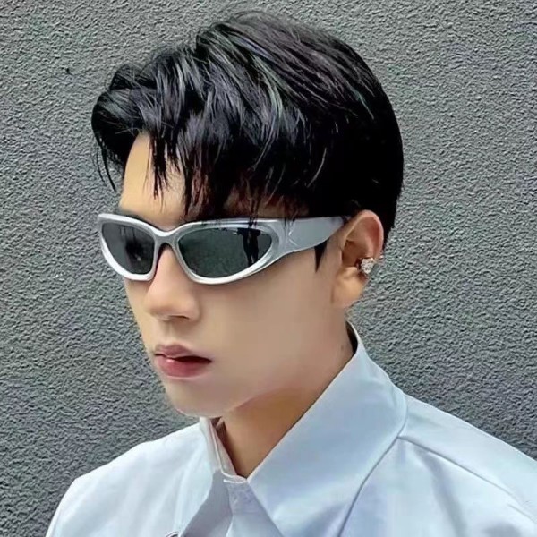 未来科技感银色框墨镜辣妹欧美风骑行太阳眼镜网红男女蹦迪曲面镜