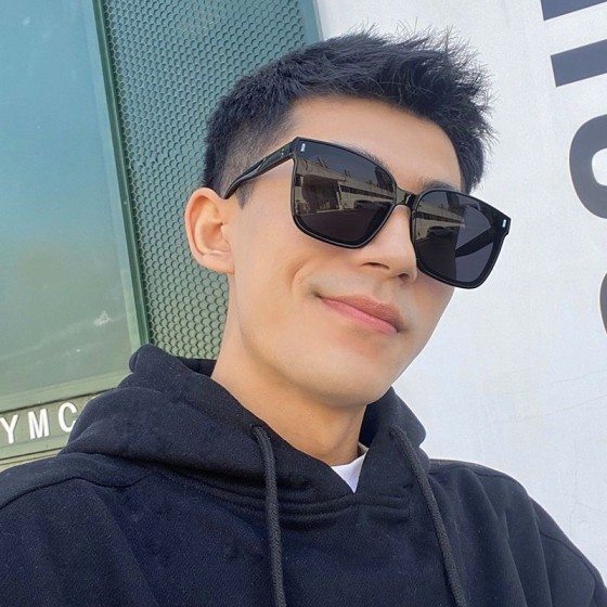 新款墨镜男女通用新款韩版潮流网红大脸显瘦气质大框太阳镜女批发