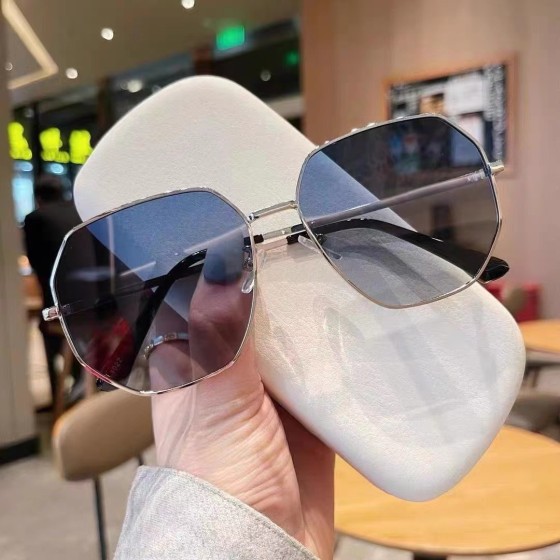 透明蓝色百搭太阳镜男女多边形金属开车墨镜韩版潮海边旅行眼镜女 （含认证）