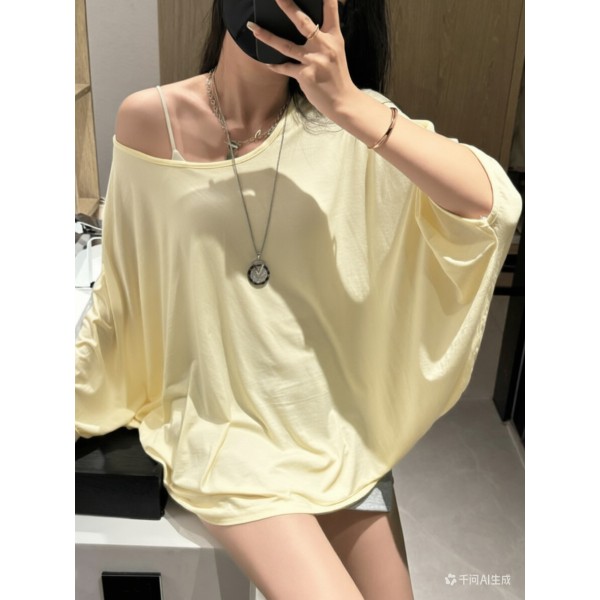 松弛感蝙蝠袖防晒罩衫T恤女春款2026新款露肩设计感休闲长袖上衣