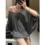 松弛感蝙蝠袖防晒罩衫T恤女春款2026新款露肩设计感休闲长袖上衣