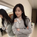 甜美秋冬新款蕾丝丝带拍照打卡围巾ins白色刺绣长发带多功能