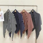 慵懒风三角围巾女秋冬保暖护颈围脖包芯纱针织纯色大披肩外搭
