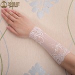 厂家直销夏季薄款短款弹力蕾丝护腕女遮疤纹身透气手腕套防晒手套
