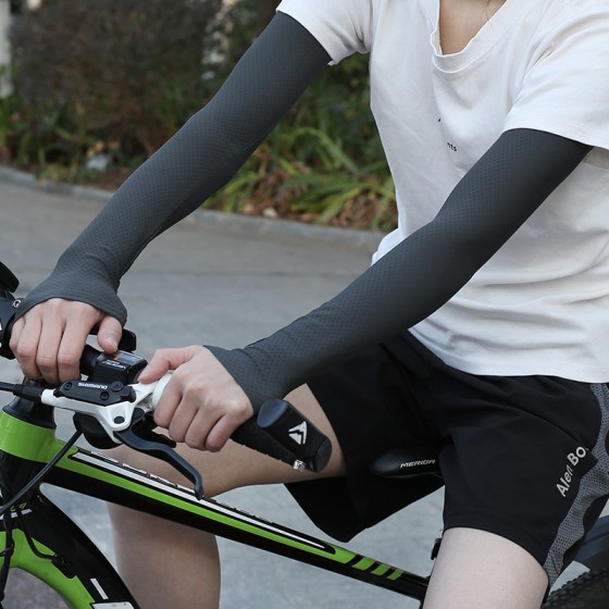夏季冰丝防晒手袖女簿款护臂袖套男袖子手套情侣开车户外骑行套袖