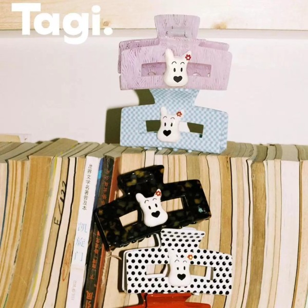 Tagi.《哈哈》小狗方形醋酸镂空抓夹无痕鲨鱼夹可爱后脑发抓