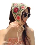 法式复古头巾女出游甜美可爱钩花文艺风发带针织手工辣妹三角巾潮