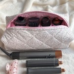 适用Dyson Airwrap吹风机卷发棒美发工具收纳袋 碎花带隔层化妆包