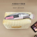 跨境热销高颜值条纹洗漱包秋冬天鹅绒手拿包绗缝绒布化妆包便携