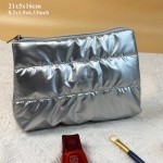 新款跨境充棉羽绒化妆包防水便携洗漱包高级感手拿包大容量收纳袋