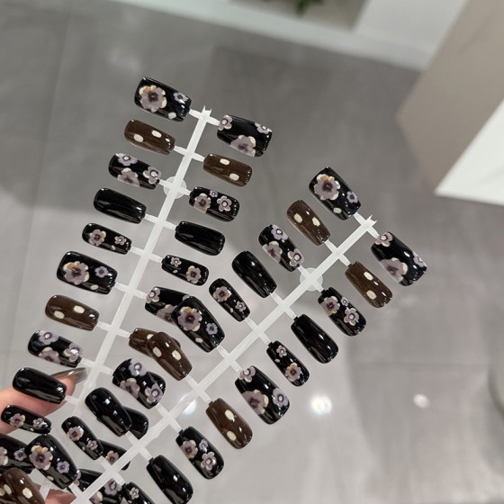 预制甲老钱风复古小花精品穿戴美甲30片中方轻奢高级感网红假指甲